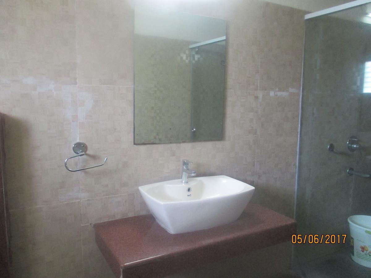 A.R Grand Hotel Visakhapatnam Extérieur photo