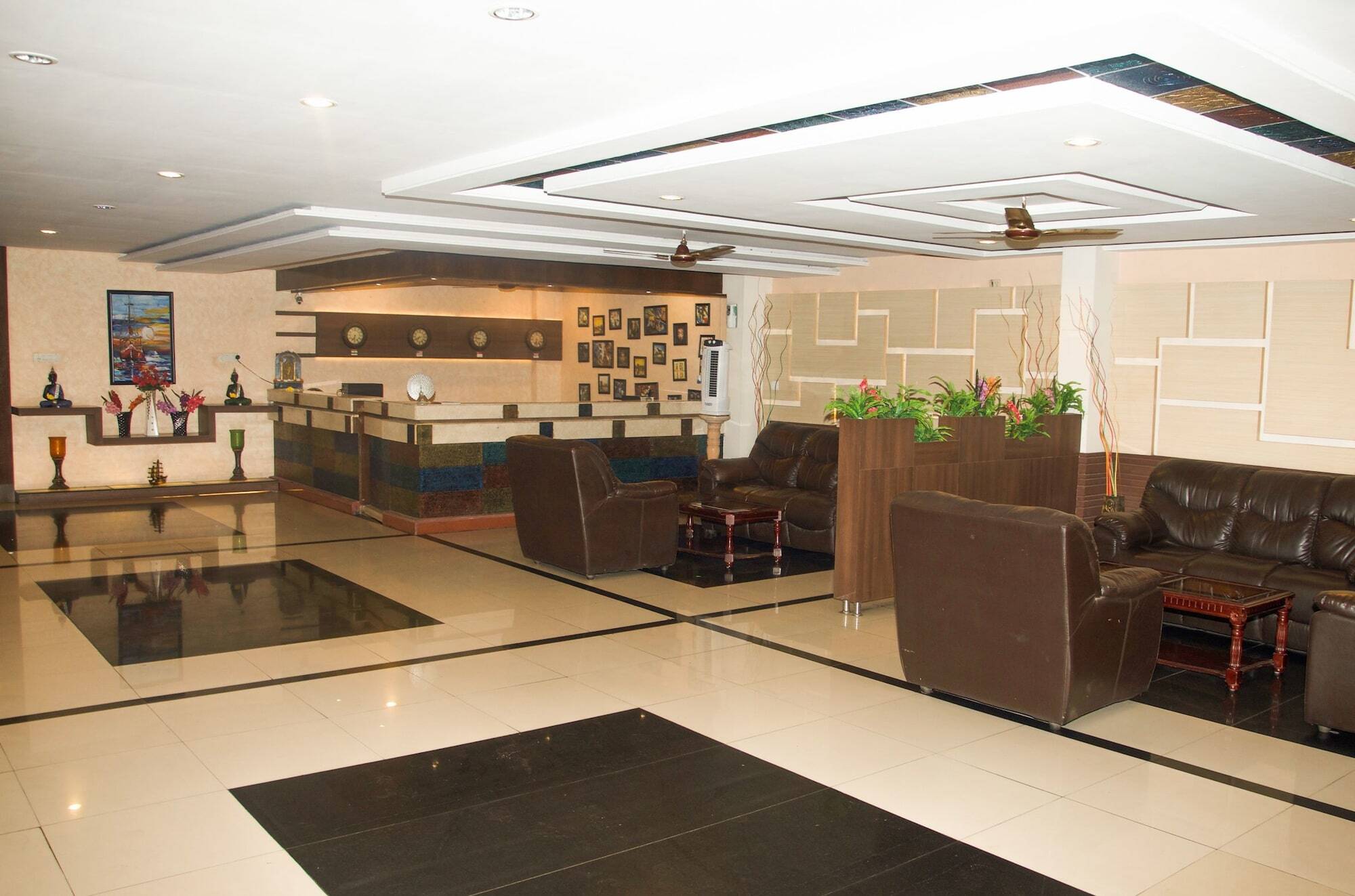 A.R Grand Hotel Visakhapatnam Extérieur photo